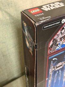 Lego Star Wars 75104 Kylo Ren's Command Shuttle Brand New