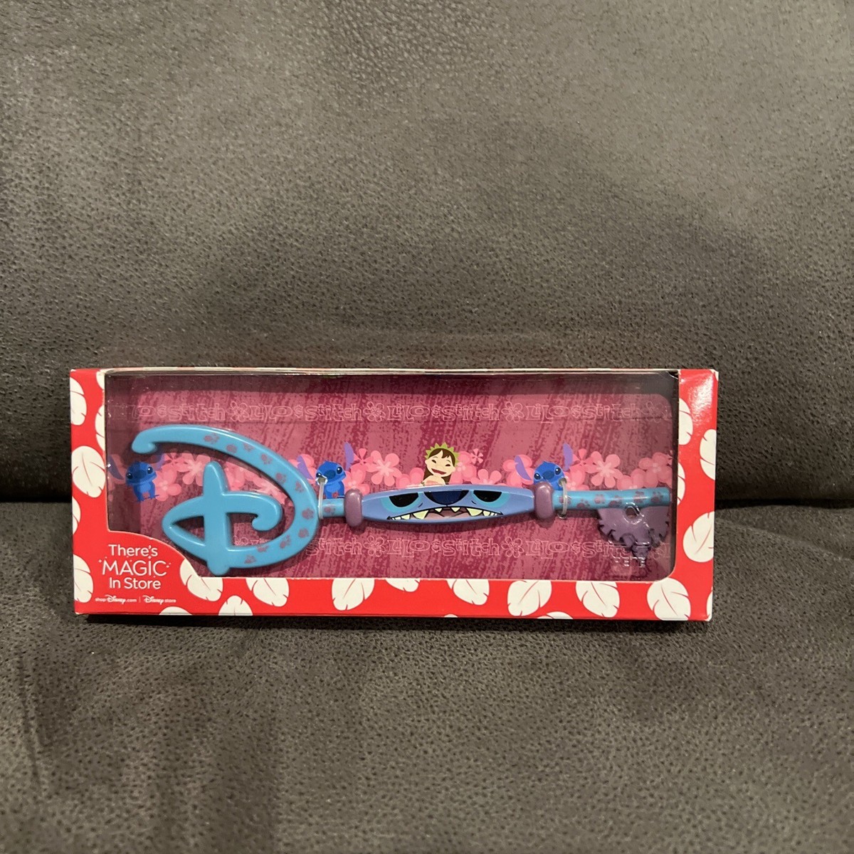 Disney Lilo & Stitch Disneyana Accessory Collectible Key 6in Blue 2019 s-l1200.jpg main image 3