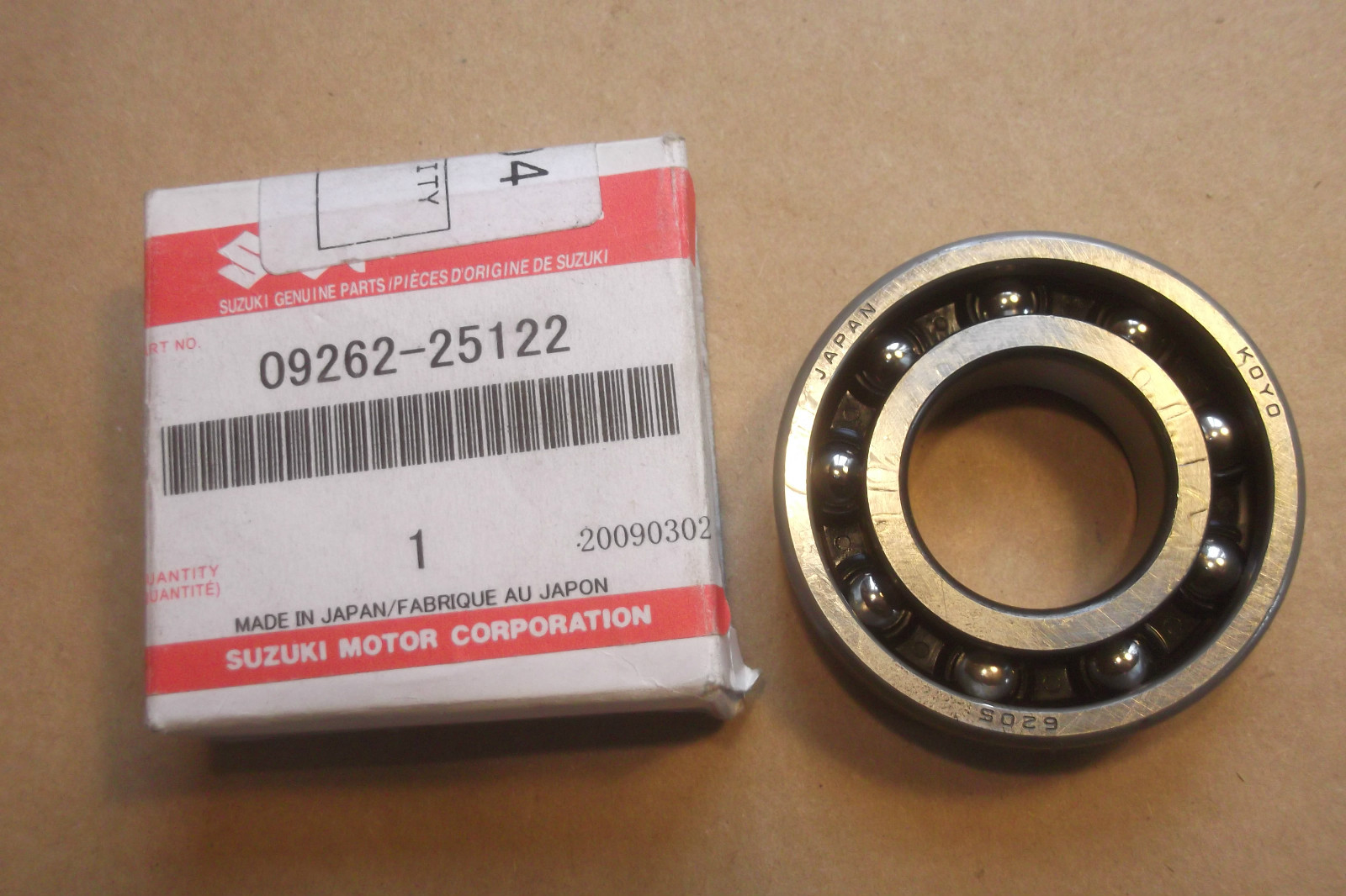 SUZUKI LTZ400 LTZ90 GENUINE NOS COUNTER SHAFT / MAIN BEARING 09262