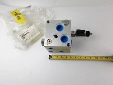 Sauer Danfoss COMATROL HIC FAN DRIVE AND STEERING  11087545 PRV12POC C-E-B-185