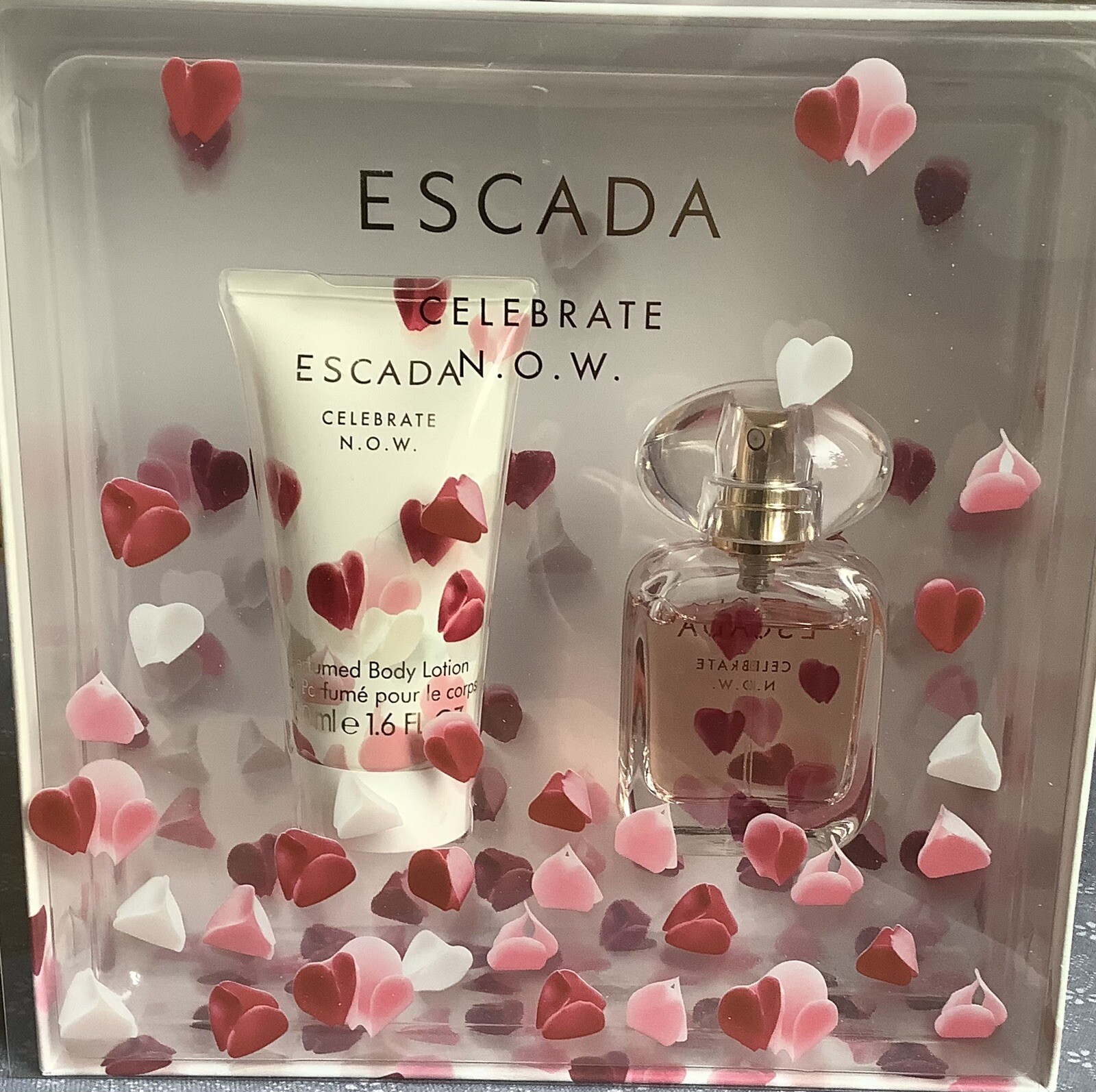 Escada Celebrate N.O.W Geschenk Set EdP Spray 30 ml + Body Lotion 50 ml