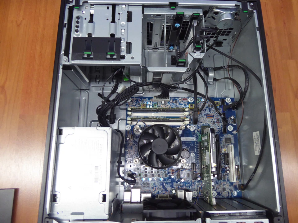 HP Z230 WORKSTATION TOWER XEON E3-1271 v3 3.6GHz 16GB 256GB SSD WINDOWS 10 PRO - Image 4 of 4