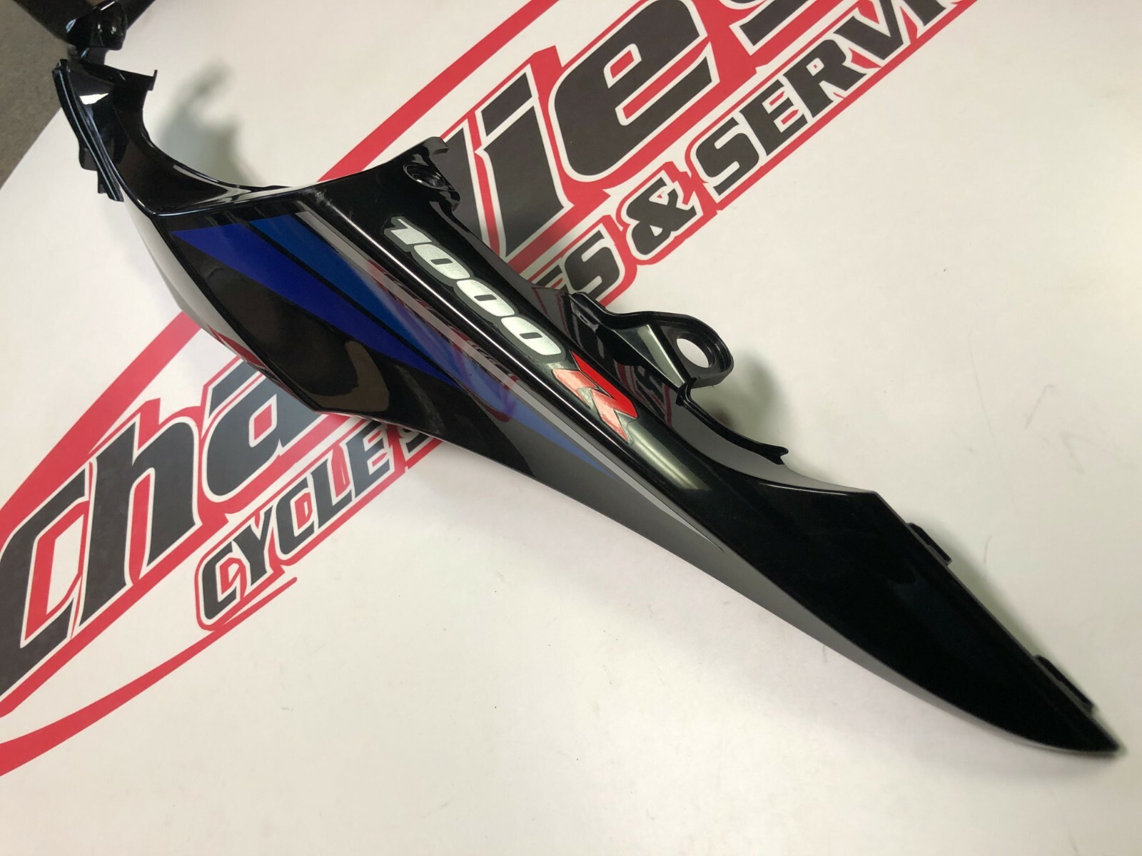 2017 GSXR OEM Frame cover, Tail cover PN # 47210-17K30-YSF | eBay