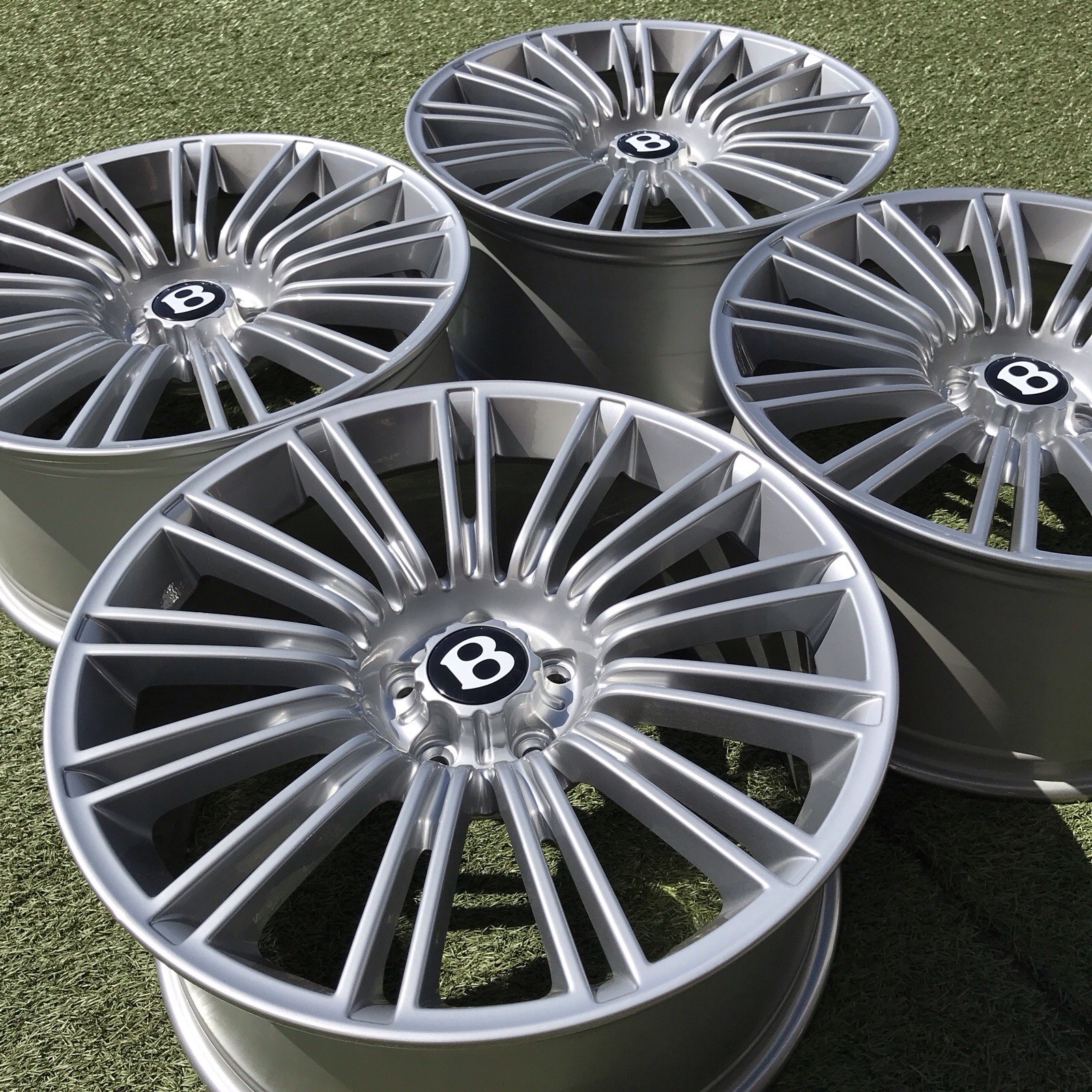 Bentley Flying Spur Wheel P/N 3W0601025AR