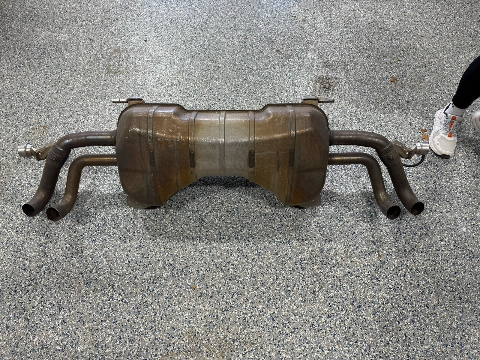 Factory Lamborghini Huracan Exhaust System Muffler OEM 2015 -2019