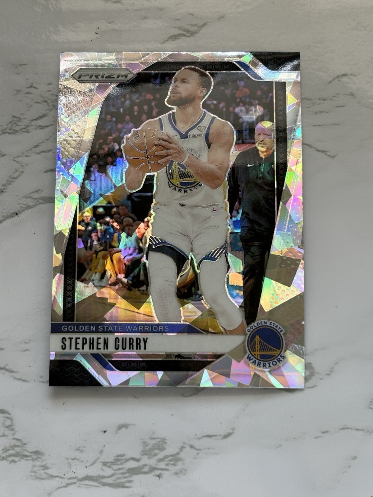 STEPHEN CURRY 2024-25 Prizm #134 CRACKED ICE PRIZM Golden State Warriors NBA!
