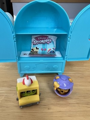 Disney s Doorables Costume Cuties w/ RARE Alien In Pizza Planet Truck