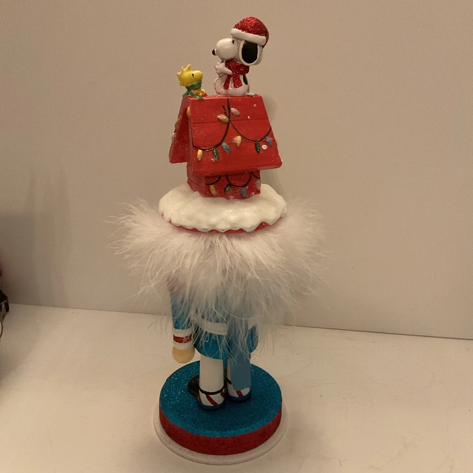 NEW Hollywood Kurt Adler Peanuts Snoopy Nutcracker - Image 4 of 4