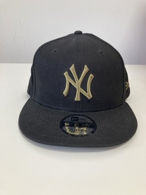 New York New Era Snapback Schwarz Basic Cap goldenes NY logo