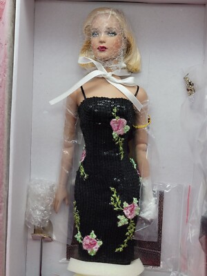 Tonner Tyler Wentworth C'est Magnifique Dressed Doll #T5-T16D-01
