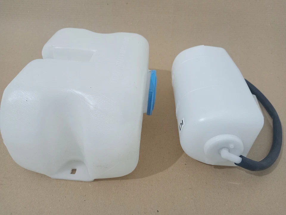 Suzuki Samurai Sj410 Sj413 Windshield Washer With Coolant Bottle |Fit For - Image 2 of 4