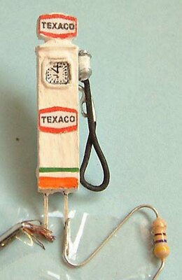 Petrol Pumps Esso Texaco Shell Light F225 UNPAINTED OO Scale Langley Models Kit