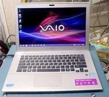 Sony Vaio 14" SVT14112acxs i3 2.0G  8GB RAM 500Gb hard drive DVD/RW