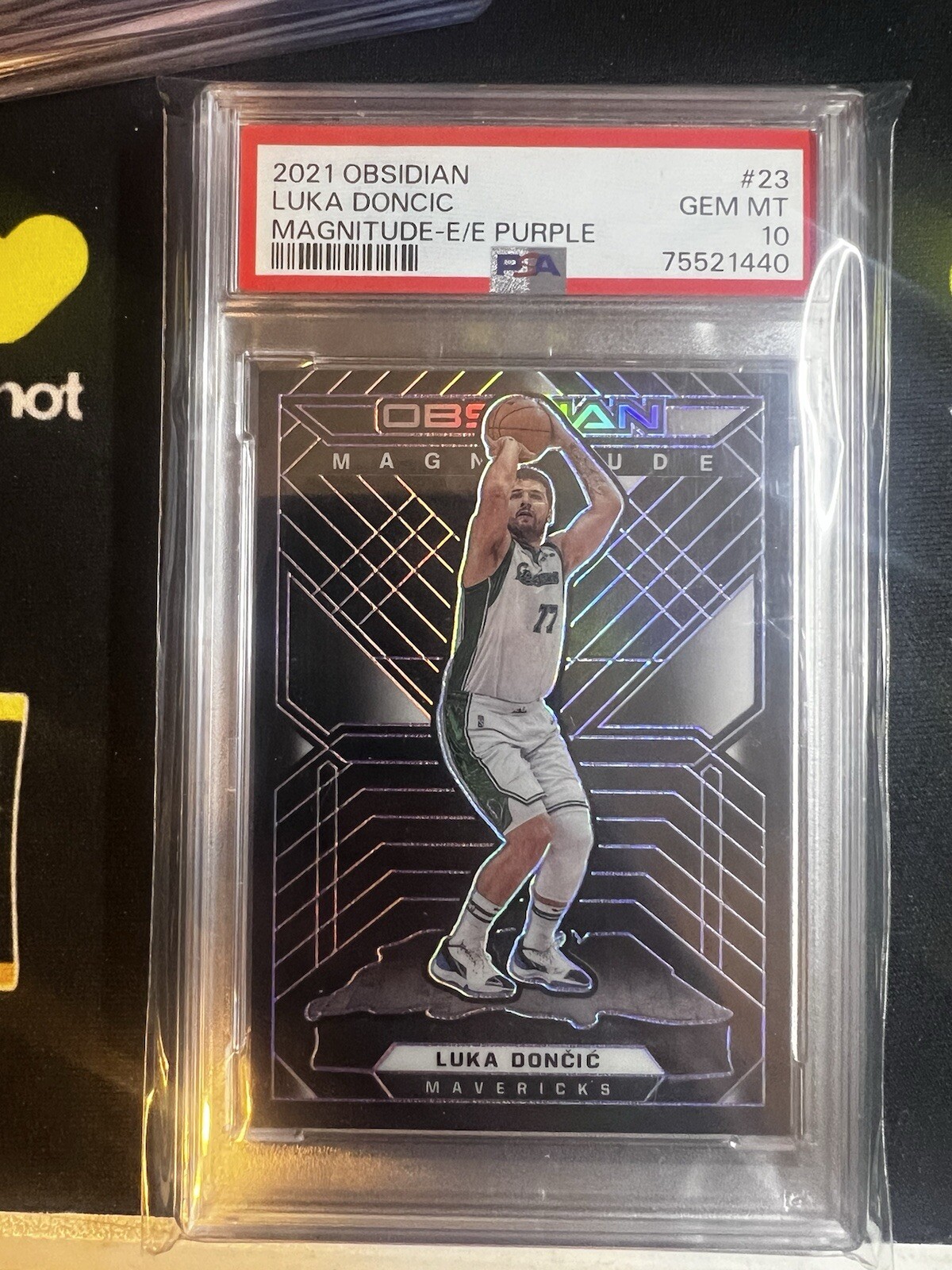 2021-22 Panini Obsidian Luka Doncic Magnitude Purple 19/75 PSA 10 🔥🔥POP 1🔥🔥