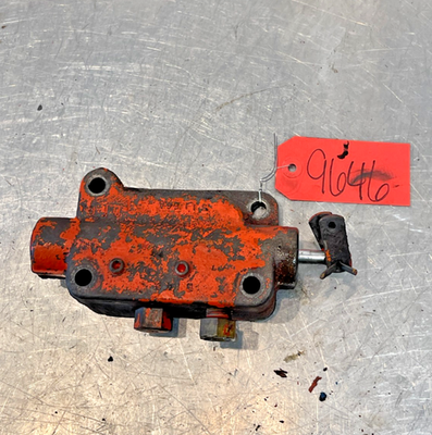 #ad #ad 1966 Allis Chalmers 190 XT Gas Tractor Hydraulic Valve $150.00