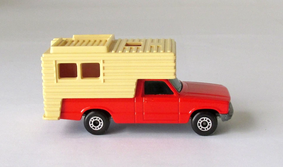 Винтажный Lesney Matchbox Superfast No38 Ford Camper ПОЧТИ КАК НОВЫЙ Англия 1980 - Изображение 3 из 4