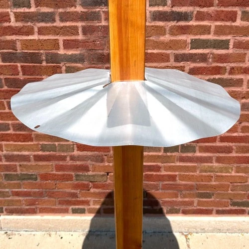 Erva Post Mounted Squirrel Baffle - Thumbnail 2