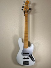 Fender American Ultra Jazz Bass V 5-String El...