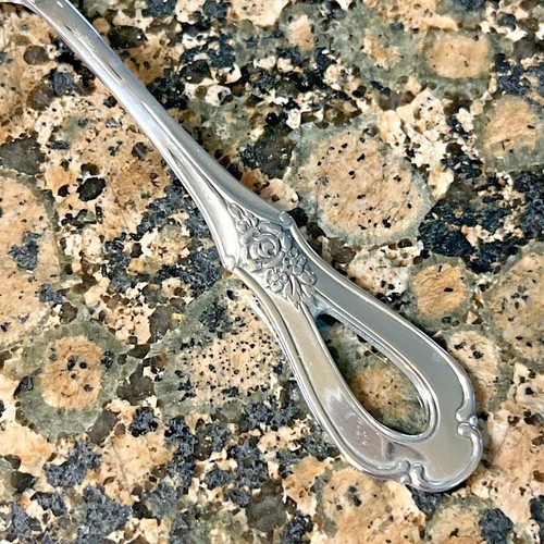 Oneida Toujours Stainless Cube Silverware Flatware YOUR CHOICE Heirloom hole