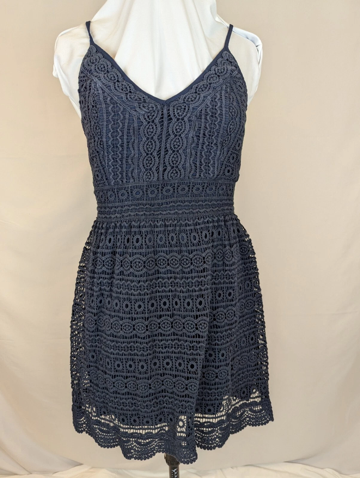 VALENTINO Mini abito Cami collo a V Abercrombie & Fitch taglia small occhiello blu pizzo elasticizzato
