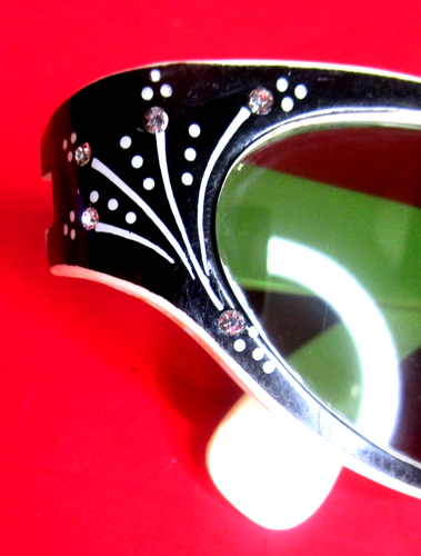 Vintage 1950's Cat Eye Sunglasses Black/White Rhinestone Details Green Lenses - Picture 2 of 6