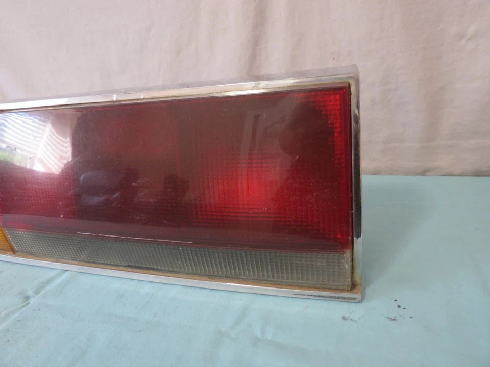 ✅ 80-87 PEUGEOT 505 ESQUINA EXTERIOR QTR MTD luz trasera lámpara lado conductor izquierdo OEM Foto 4 de 4