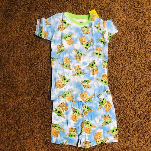 Star Wars The Mandalorian Grogu aka Baby Yoda Follow Tops & Shorts Pajama Set 10 - Picture 3 of 8