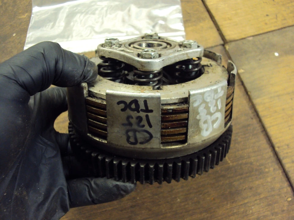 HONDA CB125TDC CB 125 MOTO SCOOTER MOTOR EMBRAGUE CONJUNTO Foto 2 de 4