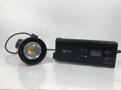 Falcon Eyes P12 Daylight 120W V-Mount 16-55° Angel Adjustable Video Light
