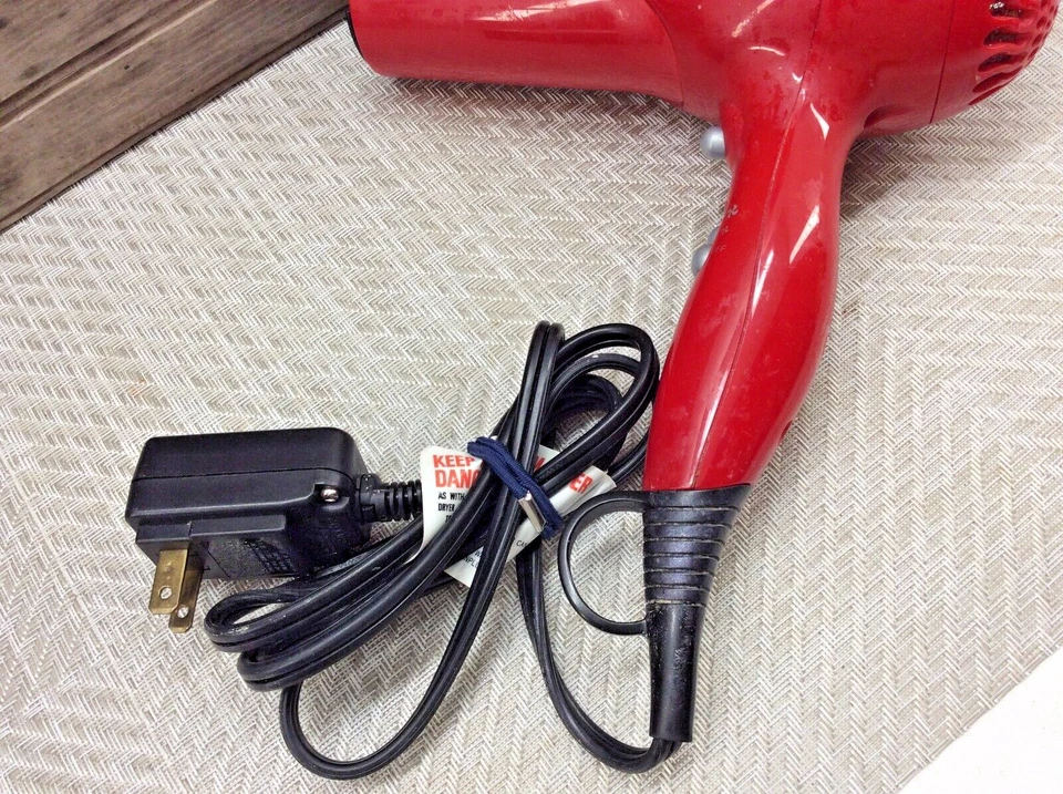 Remington Model D-3050 Hand-Held Hair Dryer 3 Settings/2 Speed W/Cool Button - Image 3 of 4