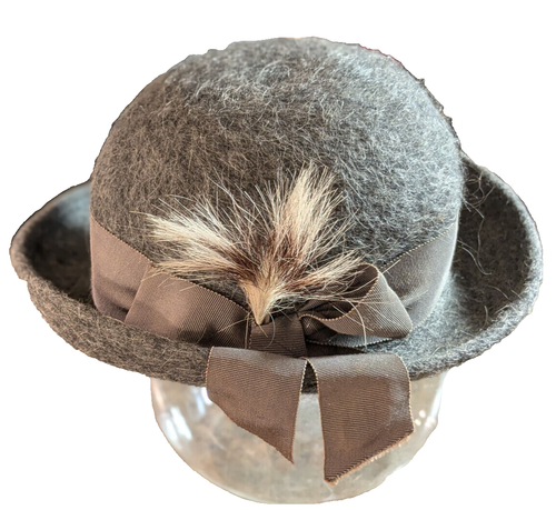 Vintage 60's GIRL'S HEATHER GRAY WOOL "BOWLER" HAT w/GRAY RIBBON BAND/FUR ACCENT - Picture 8 of 9