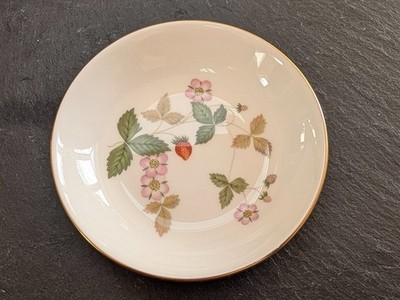 Wedgwood 1965 Schmuckstück oder Pin Schale - Wilde Erdbeere - Bone China - Made England