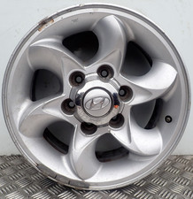 HYUNDAI TERRACAN 16" SILVER ALLOY RIM 7JX16 ET 20 52910-H1400 (R5-A)
