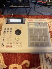 Akai MPC2000XL Professionally Restored, Maxed RAM, CF Card Reader