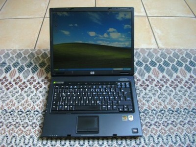 HP Compaq NX 6325 AMD 1,6 GHz 15,1'' 3 GB RAM 80 GB SSD win XP Pro SP3 (1)