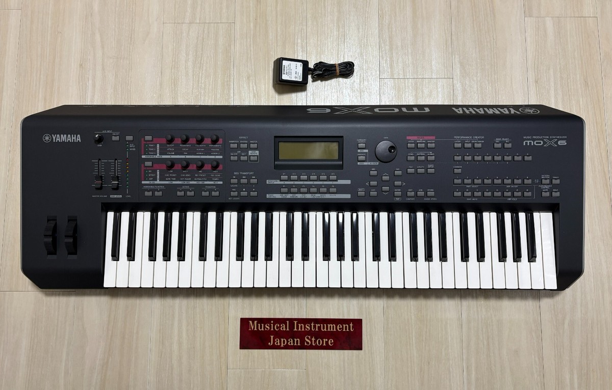 Yamaha MOX6 61-Key Keyboard Synthesizer Used with Adapter Yamaha MOX6 61-Key Keyboard Synthesizer Used with Adapter