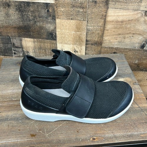 TRAQ by Alegria Qwik Smart Walking Shoe Women's Size 37 Slip Resistant