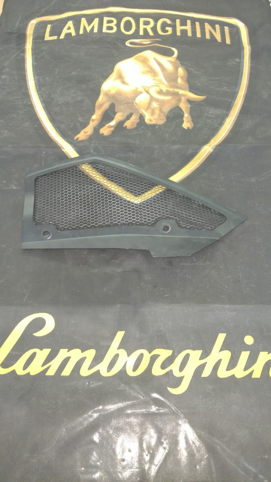 LAMBORGHINI AVENTADOR LP700 LP720 REAR LEFT GRILL VENT OEM 470819923