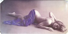 Quadro da Parete Dipinto Medio Donna con Telo Viola e Strass 60 x 120 cm