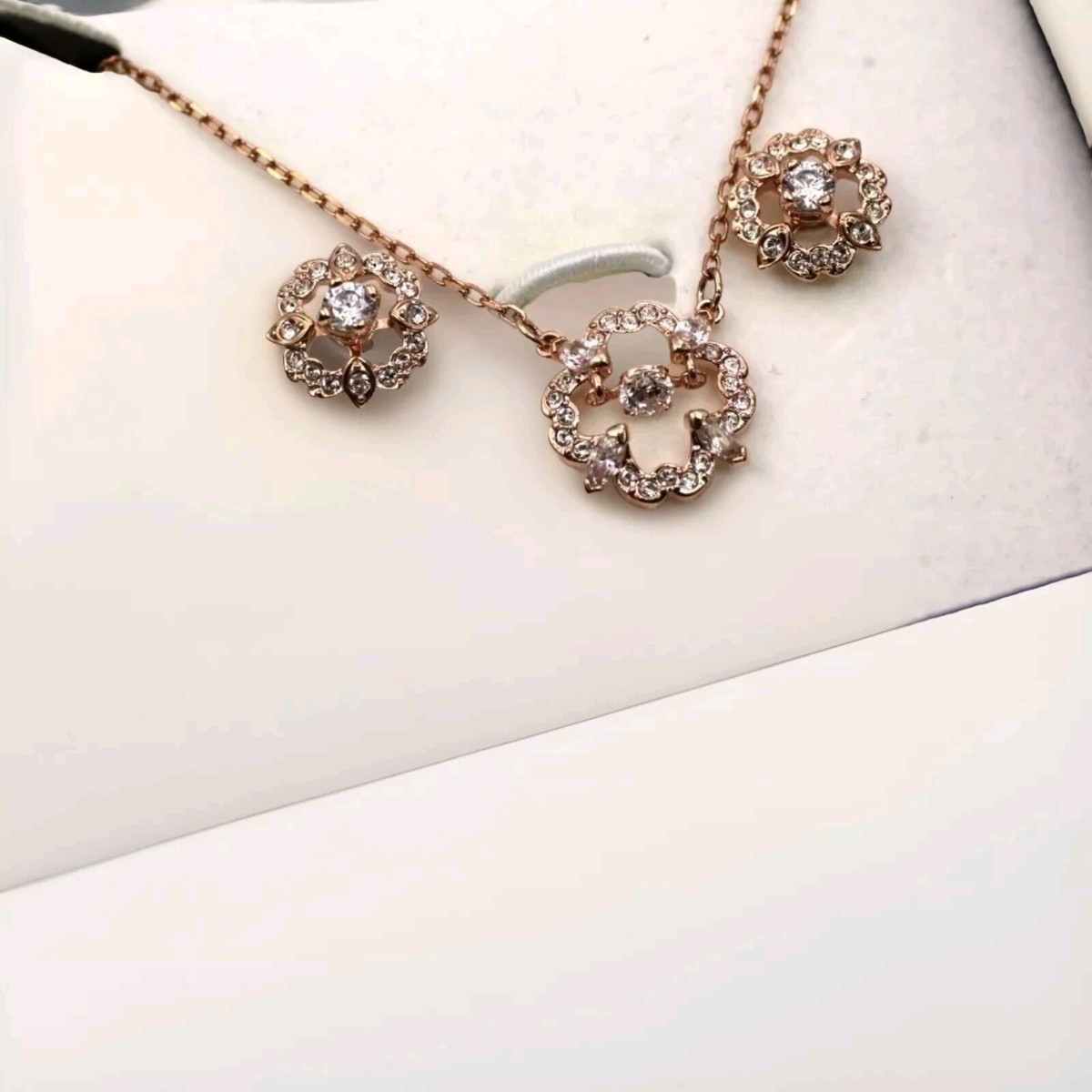 Swarovski Sparkling Dance Flower Necklace & Earring Jewellery Set