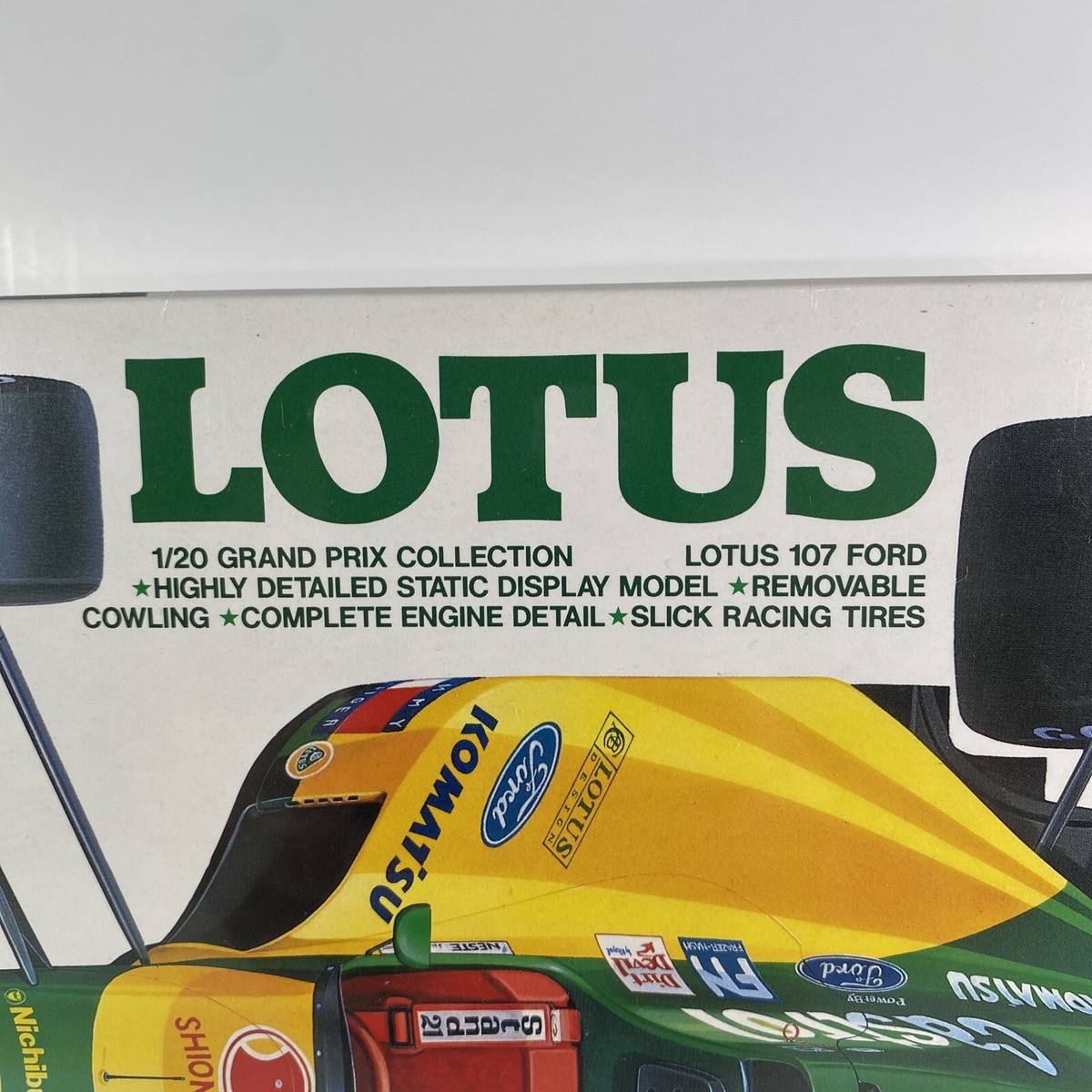 Tamiya 1/20 Lotus 107 Ford 1992 F1 GP Plastic Model Kit