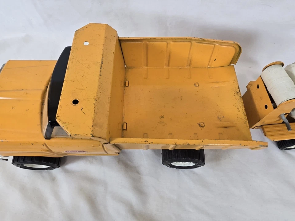 Tonka 金属自卸车带水泥搅拌机拖车及前端装载机 — 第 4/4 张图片