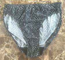 NWOT VTG 80s 90s Delicates Shiny Satin Bikini string panties Sz 6 Leopard Nylon