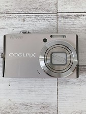 Nikon COOLPIX S620 Digital Camera Silver with Charger, Cable, Manual and CD-ROM