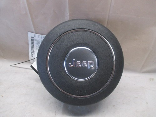 2012 2013 2014 2015 2016 2017 Jeep Patriot Wheel Airbag Driver Air Bag OEM