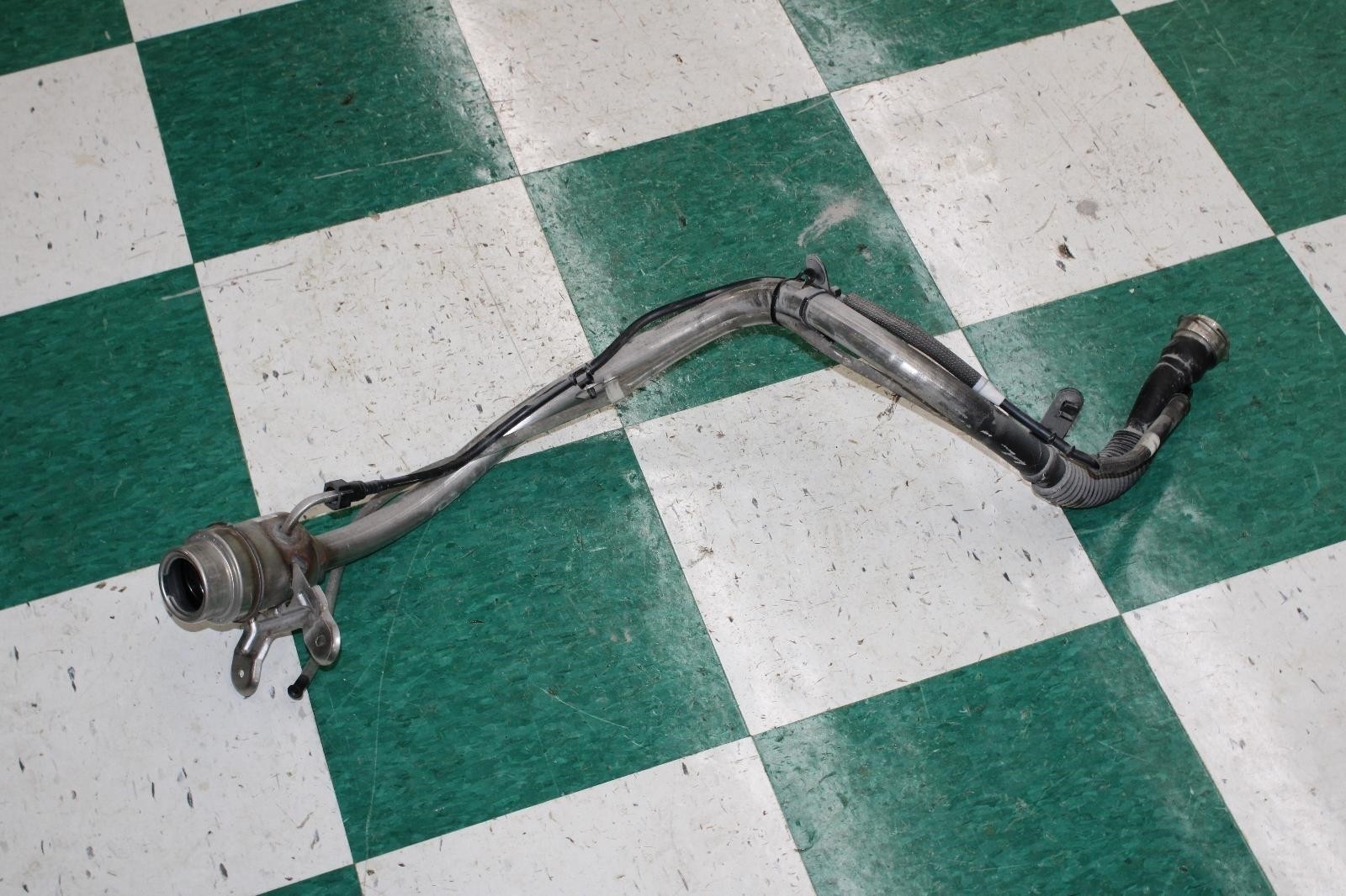 Bentley Continental GT 2020-2023 Rear Fuel filler hose