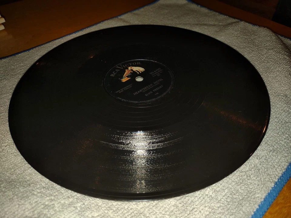 Elvis Presley Heartbreak Hotel / I Was The One 20-6420 10” 78 RPM Shellac - Rare - Image 3 of 4