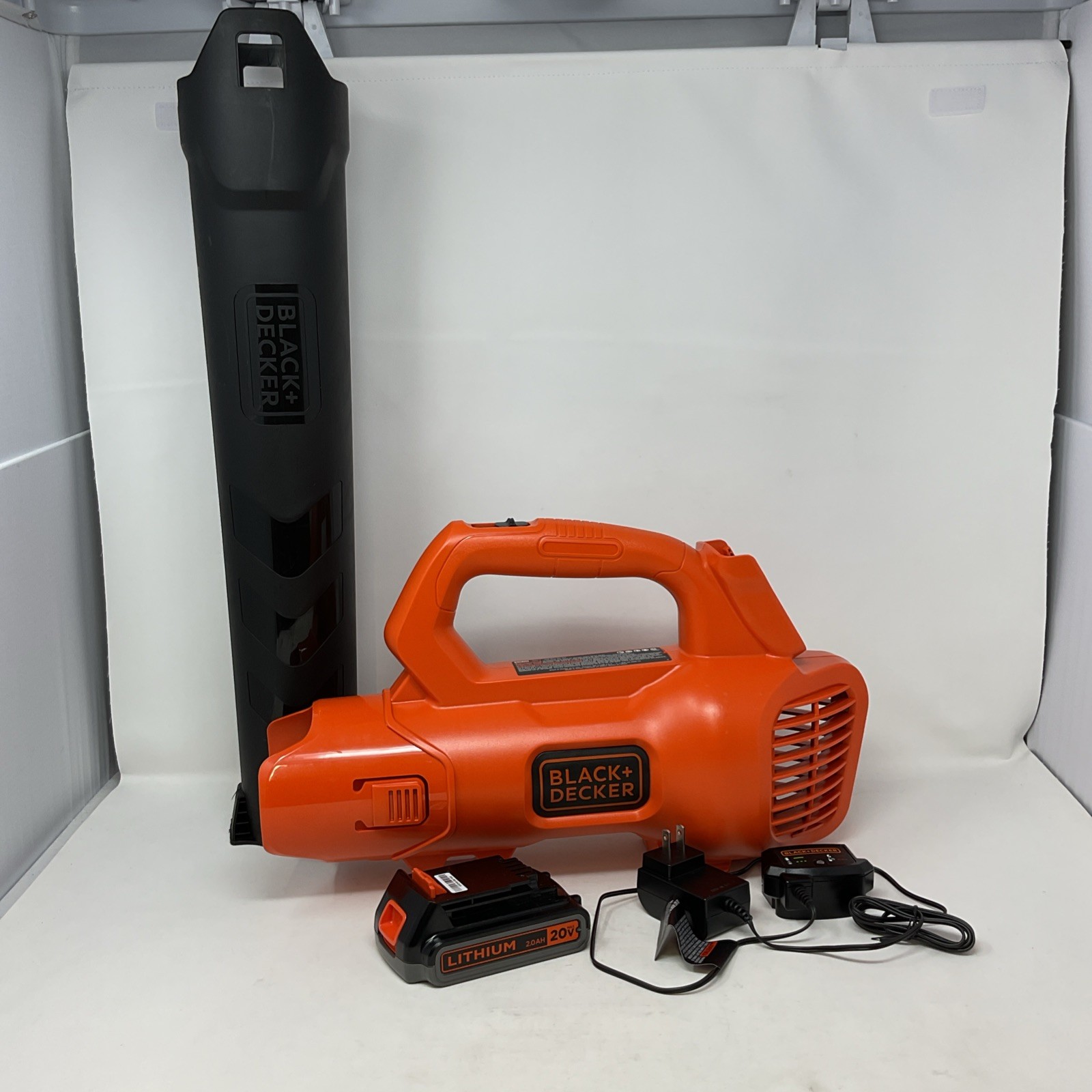 W/ Battery & Charger Bcbl700