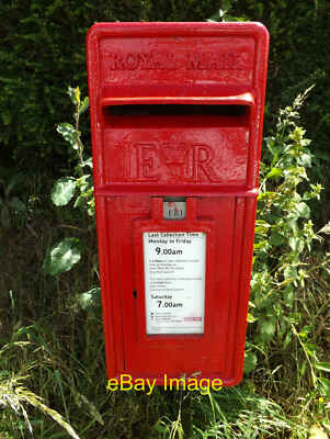 Photo 6x4 2 Paper Mill Lane Postbox Bramford On Paper Mill LanePostbox  c2016
