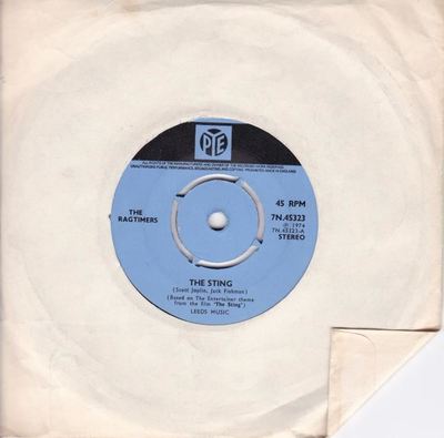 The Sting/ Treat Me Gently 7'' : The Ragtimers